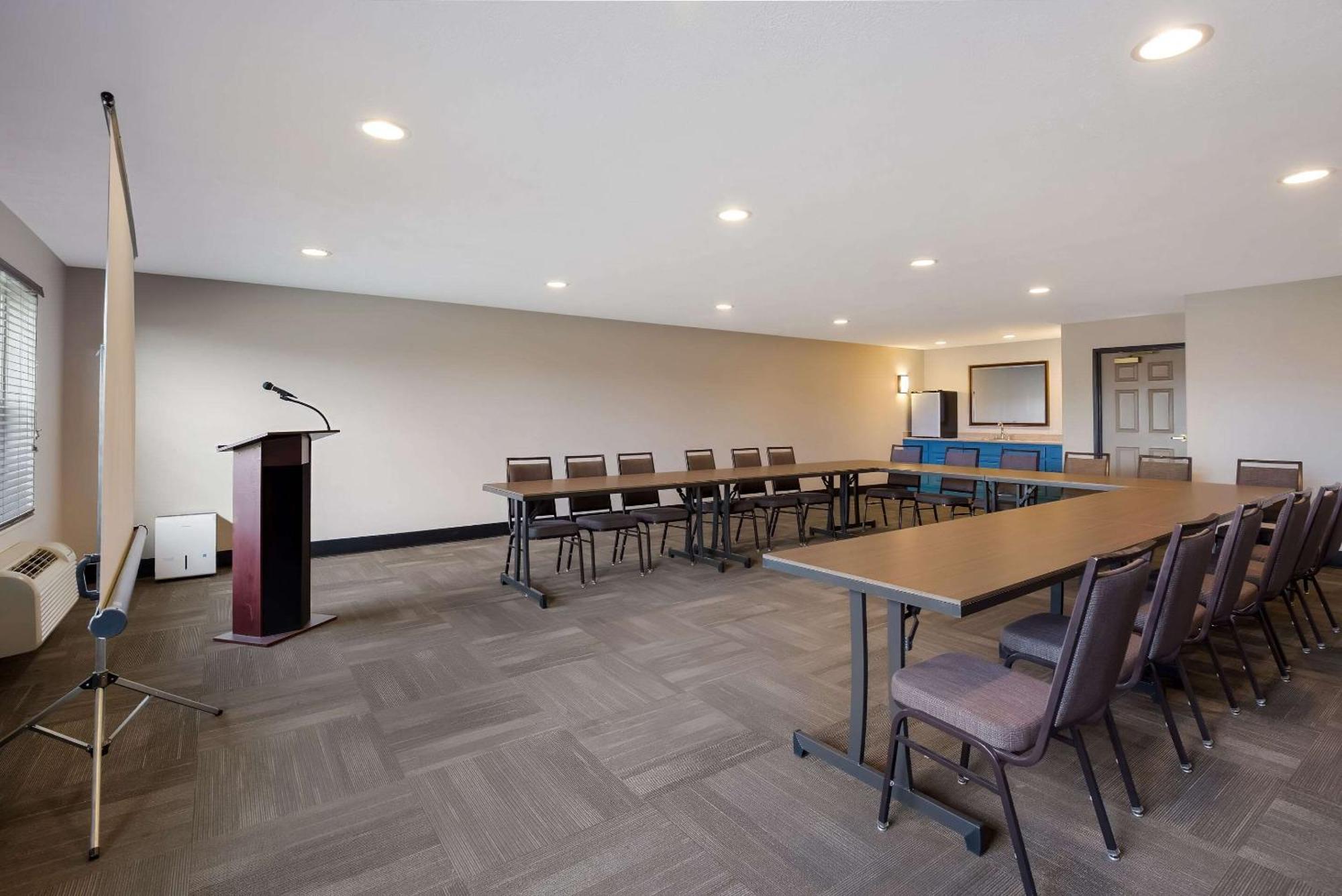 Country Inn & Suites By Radisson, Marion, Il Buitenkant foto
